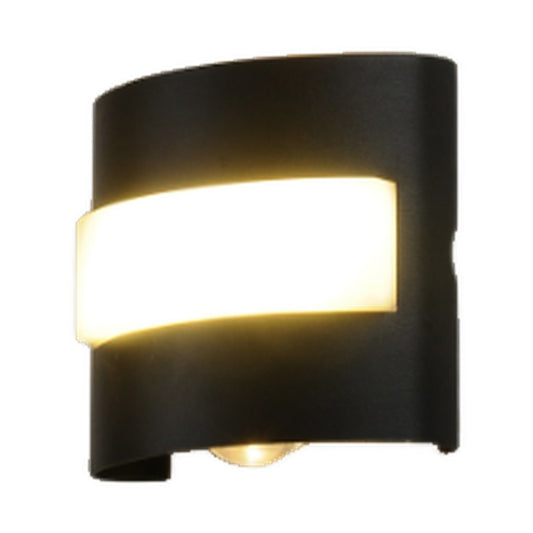 AURA Outdoor Curved Wall Light – Black, 10 cm (5W, Warm White 3000K)